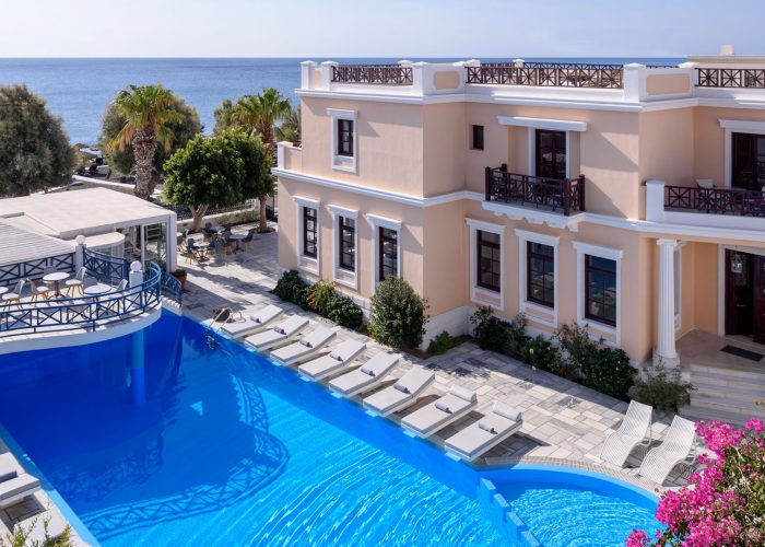 04 veggera hotel perissa santorini